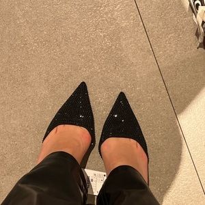 Black Zara heels!